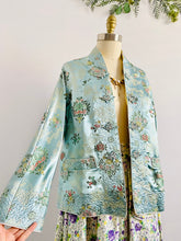 Load image into Gallery viewer, Vintage Pastel Blue Reversible Chinese Jacket
