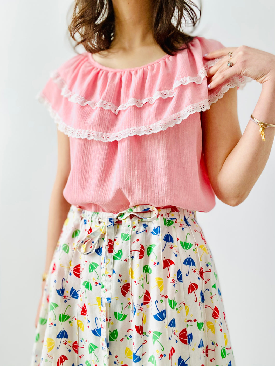 Vintage 1970s pink cotton top with eyelet trim
