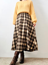 Load image into Gallery viewer, Vintage 1970s brown plaid skirt
