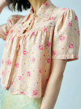 Load image into Gallery viewer, Vintage sweet floral bed jacket
