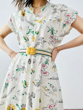 Load image into Gallery viewer, Vintage 1940s “Doves &amp; Florals” novelty print dress

