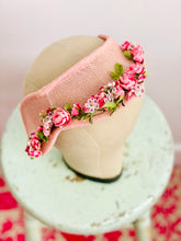 Load image into Gallery viewer, Vintage 1930s pink millinery Fascinator
