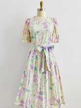 Load image into Gallery viewer, Vintage Floral Cotton Dress in Pastel Colors w Ribbon Bow
