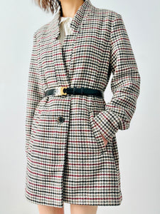 Parisian chic houndstooth coat