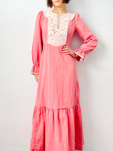Vintage 1970s pink dress
