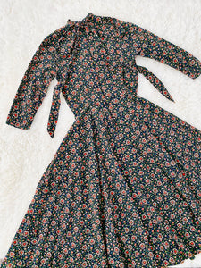 Vintage 1950s Novelty Heart Print Floral Dress w Neck Ties