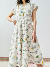 Load image into Gallery viewer, Vintage 1940s “Doves &amp; Florals” novelty print dress
