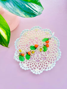 Vintage 1930s beaded celluloid bracelet