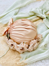 Load image into Gallery viewer, Vintage champagne pink ruched satin millinery hat
