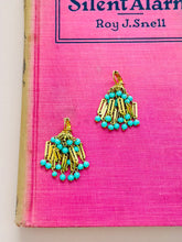 Load image into Gallery viewer, Vintage Turquoise Blue Cluster Earrings
