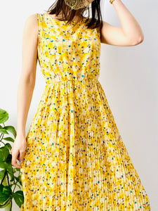 Vintage yellow floral dress with fine pleats