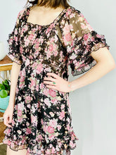 Load image into Gallery viewer, Vintage Ruched Floral Dress Ruffled Flounce Flared Sleeves
