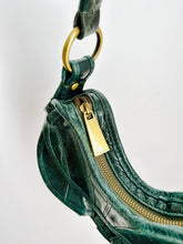 Load image into Gallery viewer, Vintage emerald green leather handbag

