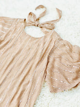 Load image into Gallery viewer, Vintage dusty pink top w flared sleeves ribbon bow ties
