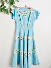 Load image into Gallery viewer, Vintage 1940s blue lace day dress
