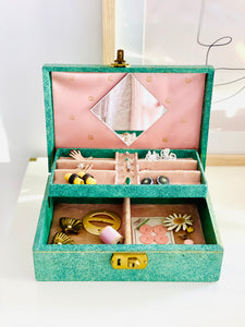 Vintage 1930s Jewelry box with pink velvet and gold hardware