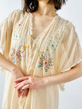 Load image into Gallery viewer, Vintage 1920s pastel embroidered bed jacket
