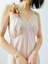 Load image into Gallery viewer, Vintage pastel pink lingerie slip
