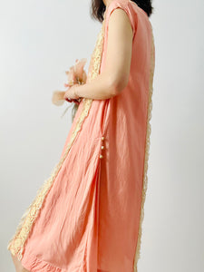 Vintage 1920s pink flapper dress