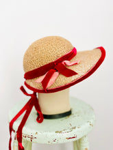 Load image into Gallery viewer, Vintage 1930s french velvet sun hat
