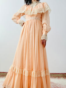 Vintage 1970s pastel Gunne style dress