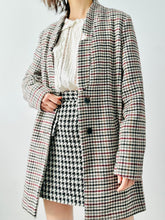 Load image into Gallery viewer, Parisian chic houndstooth coat
