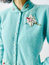 Load image into Gallery viewer, Vintage 1940s Catalina cardigan
