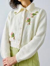Load image into Gallery viewer, Vintage 1950s cardigan with floral appliqués
