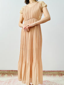 Vintage dusty pink pleated dress