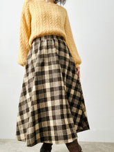 Load image into Gallery viewer, Vintage 1970s brown plaid skirt
