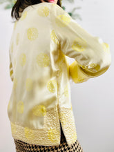 Load image into Gallery viewer, Vintage Chinese Embroidered Jacket with Pockets
