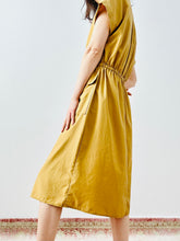 Load image into Gallery viewer, Mustard color day dress
