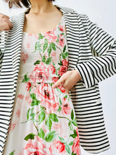 Load image into Gallery viewer, Parisian style striped blazer
