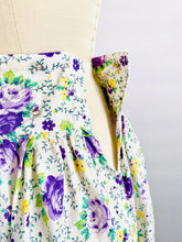 Load image into Gallery viewer, Vintage Handmade 1940s Purple Feedsack Cotton Floral Skirt w Pocket
