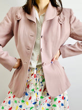 Load image into Gallery viewer, Vintage 1940s dusty pink rayon gab jacket with structured shoulders
