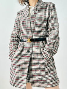 Parisian chic houndstooth coat