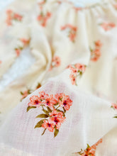 Load image into Gallery viewer, Vintage Catalina floral top
