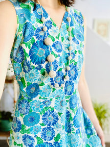 Vintage 1940s cotton floral blue daisies dress