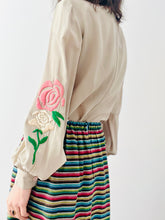 Load image into Gallery viewer, Vintage 1940s style embroidered top
