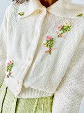 Load image into Gallery viewer, Vintage 1950s cardigan with floral appliqués
