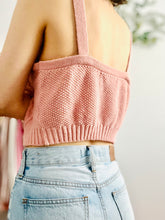 Load image into Gallery viewer, Pink knit cropped top
