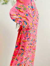 Load image into Gallery viewer, Vintage pink Japanese kimono phoenix print reversible dressing robe
