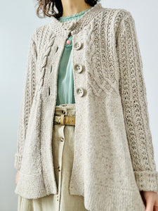 Vintage oatmeal color cardigan/sweater