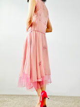 Load image into Gallery viewer, Vintage 1920s lilac color silk dress with ribbonwork
