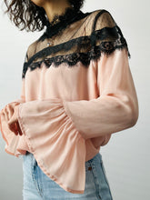 Load image into Gallery viewer, Dreamy pink tulle lace blouse
