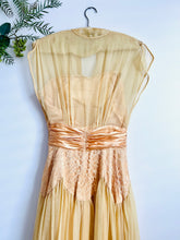 Load image into Gallery viewer, Vintage 1940s ruched satin lace dress
