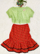 Load image into Gallery viewer, Vintage 1940s Lace Top Pink Buttons Scalloped Edge
