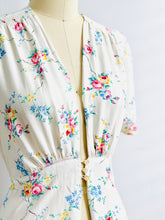 Load image into Gallery viewer, Vintage 1930s Radcliffe Rayon Floral Lingerie Dressing Gown
