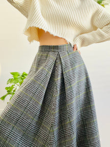 Vintage 1970s Plaid High Waisted A Line Skirt