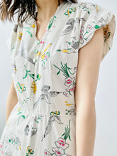 Load image into Gallery viewer, Vintage 1940s “Doves &amp; Florals” novelty print dress
